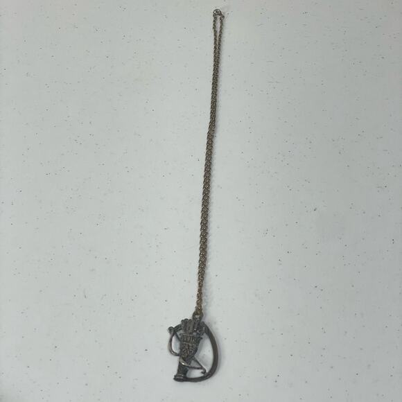Vintage Archer Bow & Arrow Quiver Metal Pendant Necklace Mockingjay Renfaire - Picture 6 of 6